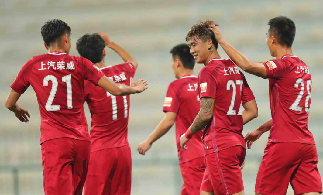 开云体育登录-包含富力外援独中两元，力挽狂澜战平上港的词条