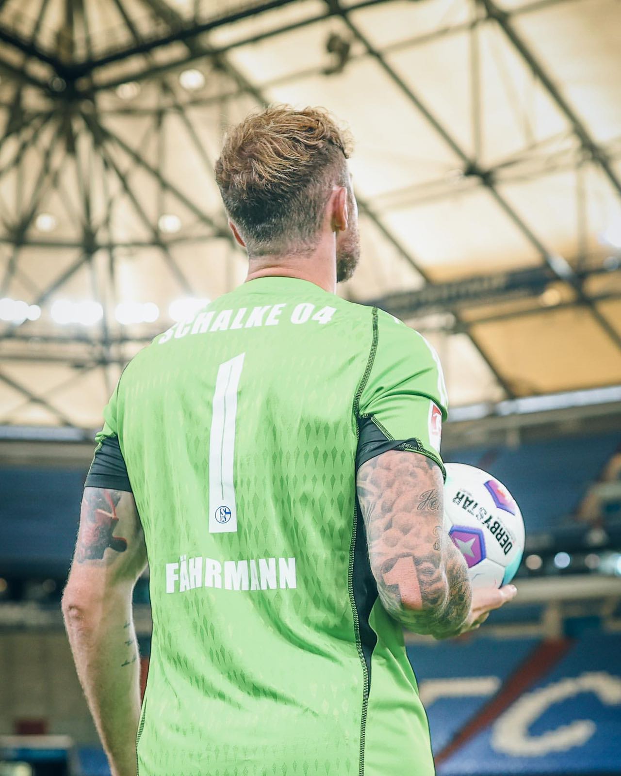 开云体育中国-沙尔克球员状态火热，队内竞争愈发激烈的简单介绍