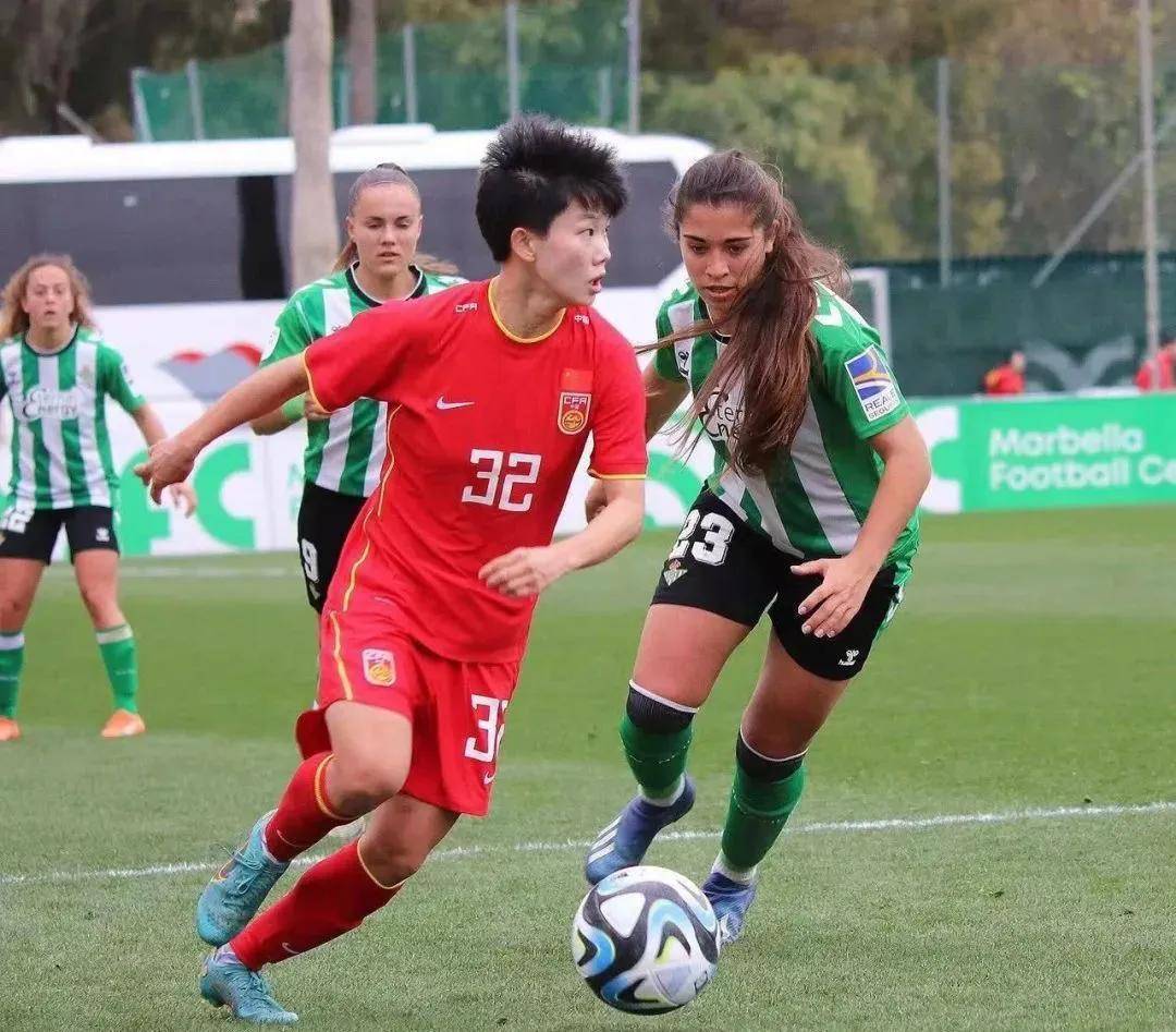 运动赛事亮点：女足比拼的激烈竞争！的简单介绍