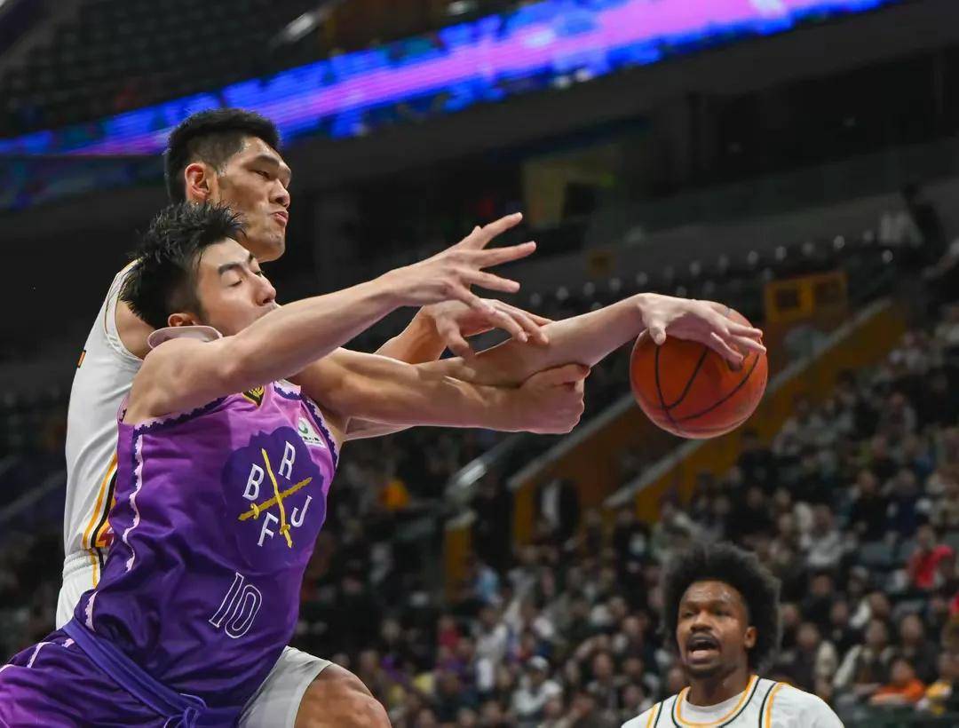 开云体育在线-新疆男篮惨败广东队，遭遇三连败的简单介绍