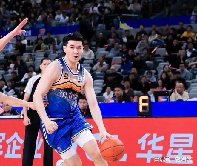 新疆男篮惨败广东队，遭遇三连败的简单介绍