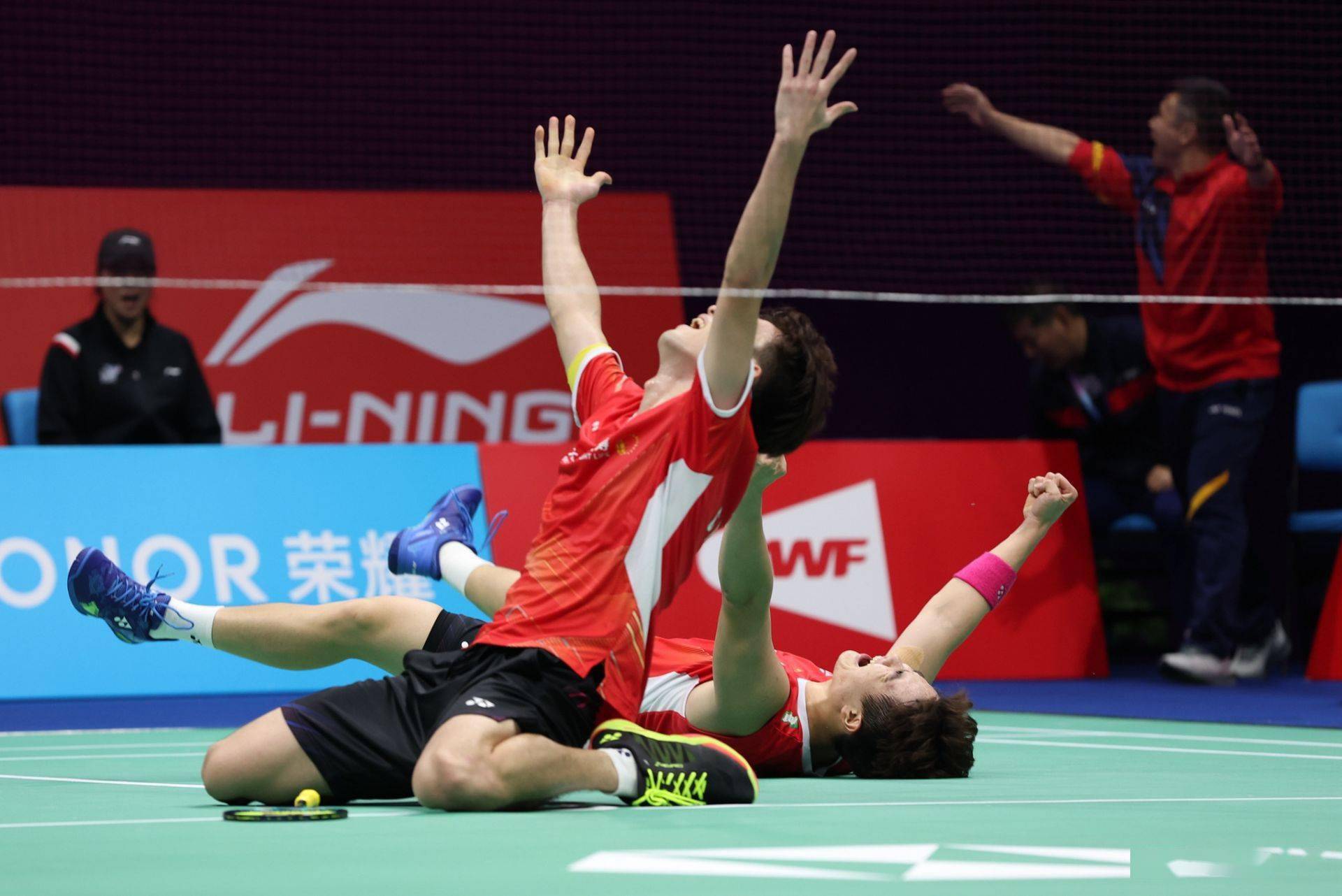 世界羽毛球比赛收官，高手聚首一堂