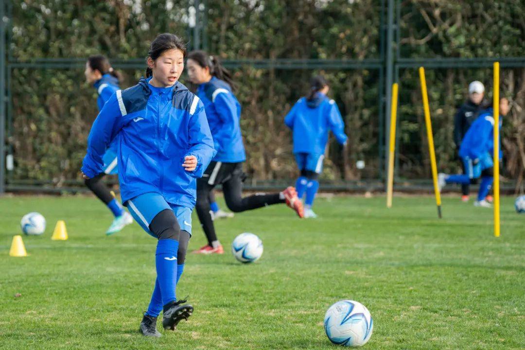 开云体育APP下载-日本女足全队备战，专注训练备战下一场比赛