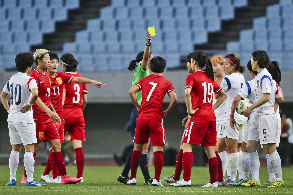 日本女足全队备战，专注训练备战下一场比赛