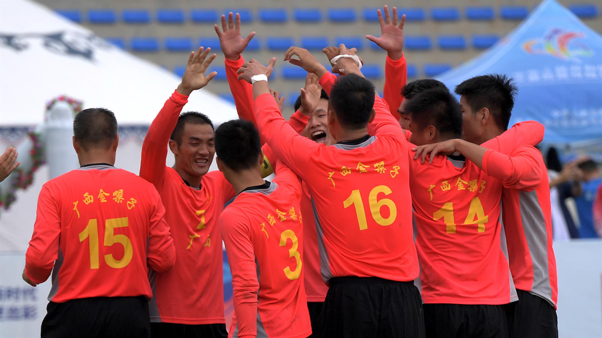 包含骏豪告捷，卫冕之路一步步稳固的词条