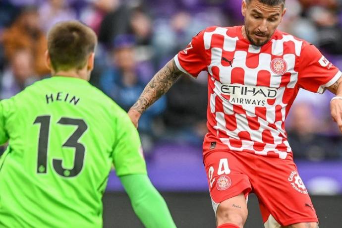 华尔福德主场失利，保级形势岌岌可危