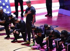 球员罢赛抗议，足球界陷入混乱