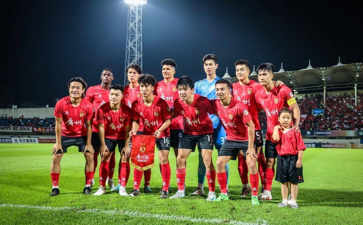 亚洲足球之巅，各队手握荣耀之梦