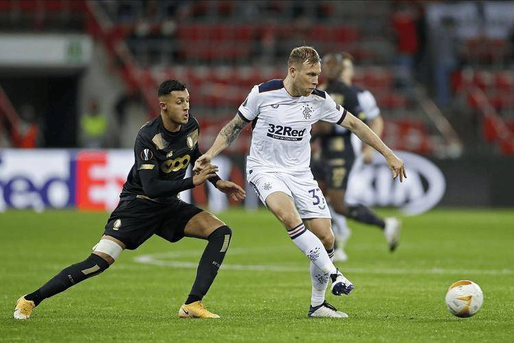 伯恩利主场逼平布莱顿，保持不败势头