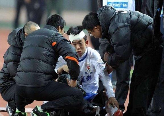 开云平台-球员临时支援，球队内外耗费困扰