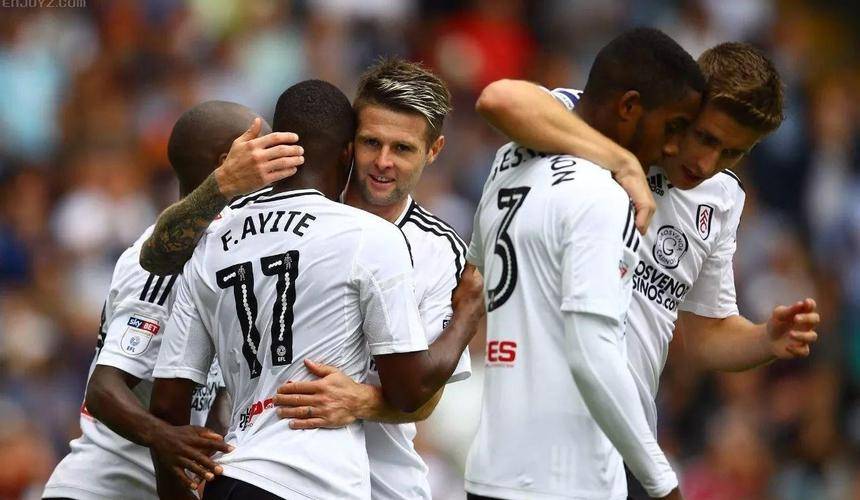 包含曼联客场-大胜富勒姆，继续保持不败的词条