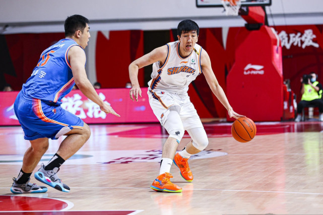 江苏男篮强势反弹，赢得信心的简单介绍