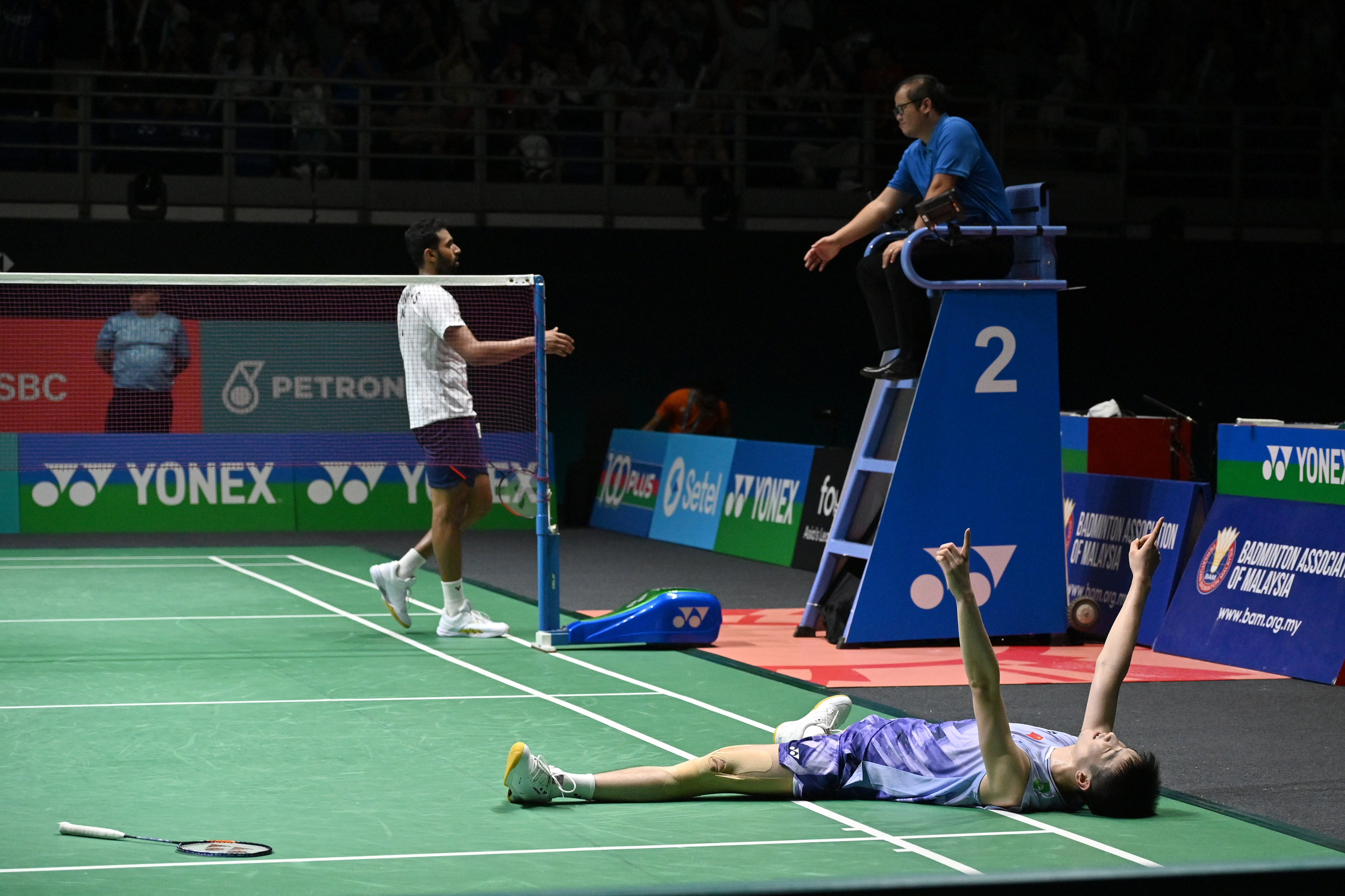 开云体育APP下载-马来西亚羽毛球选手实现逆袭