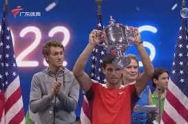 包含阿斯托纳维斯大获全胜，登顶积分榜首位的词条