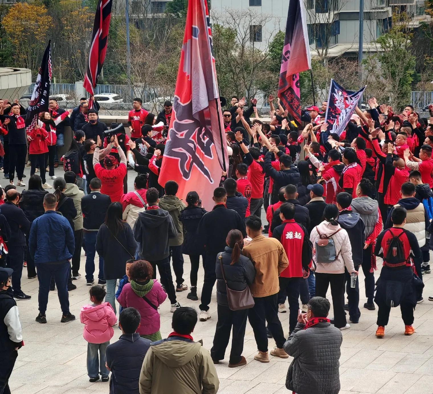 尼斯战蒙彼利埃：保级关键战一触即发