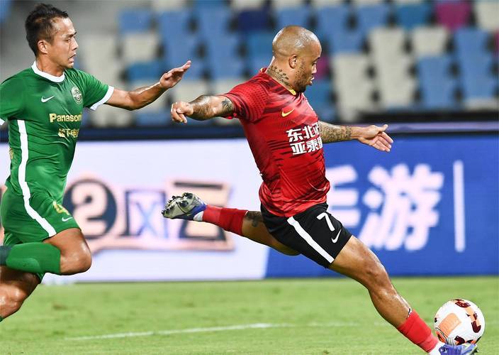 关于主场劣势难以逆袭，球队寻找突破口的信息