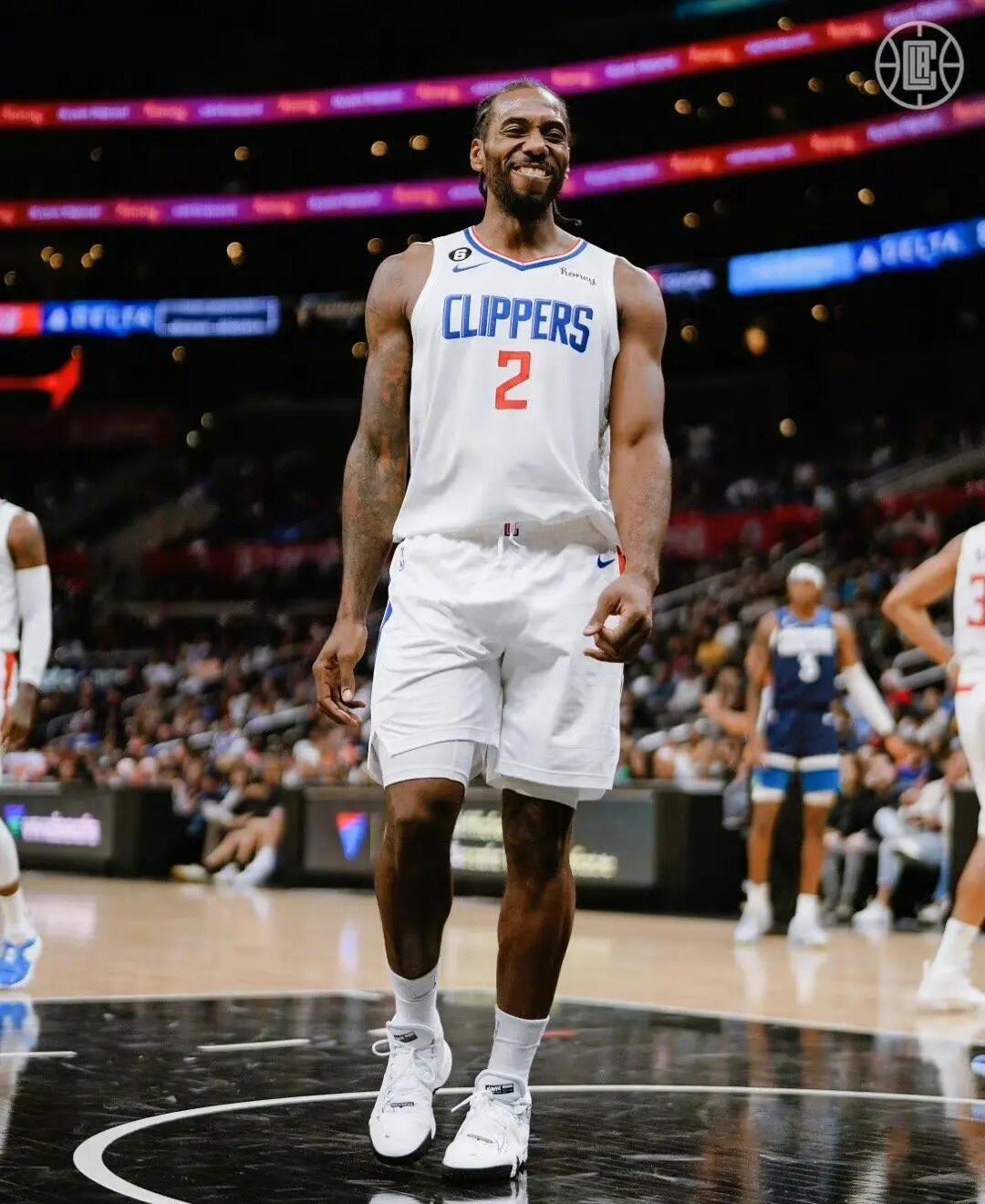 关于快船队新星表现抢眼，带队击败老鹰队的信息