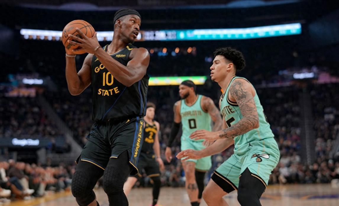 美国男篮再次击败对手，雄风依然