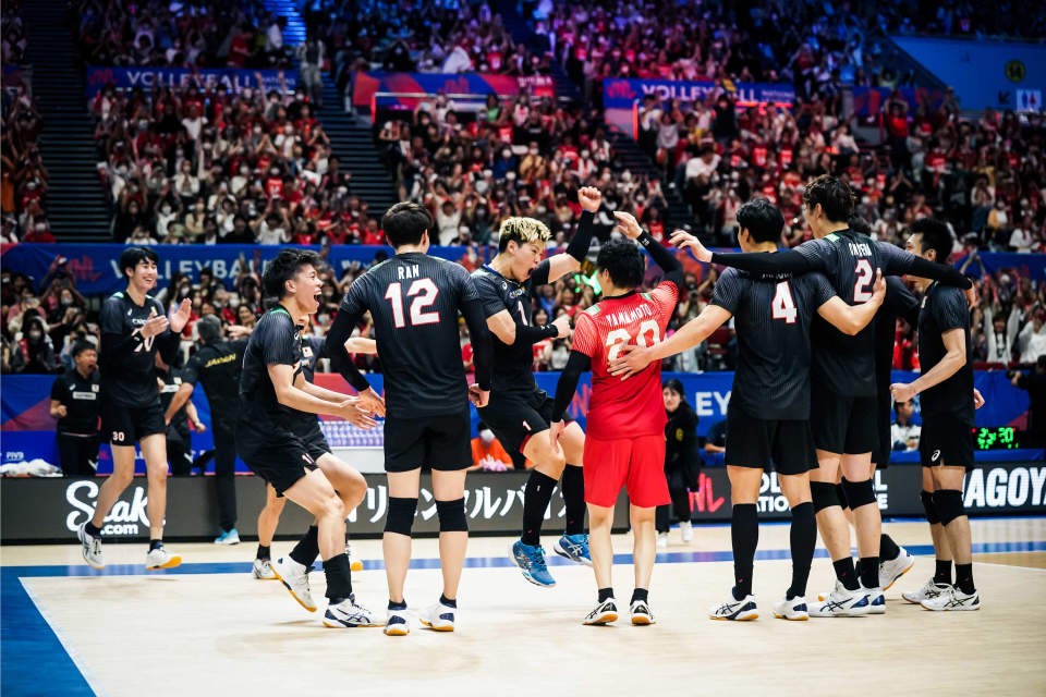 欧洲劲旅对阵亚洲强队，谁将获得胜利呢？