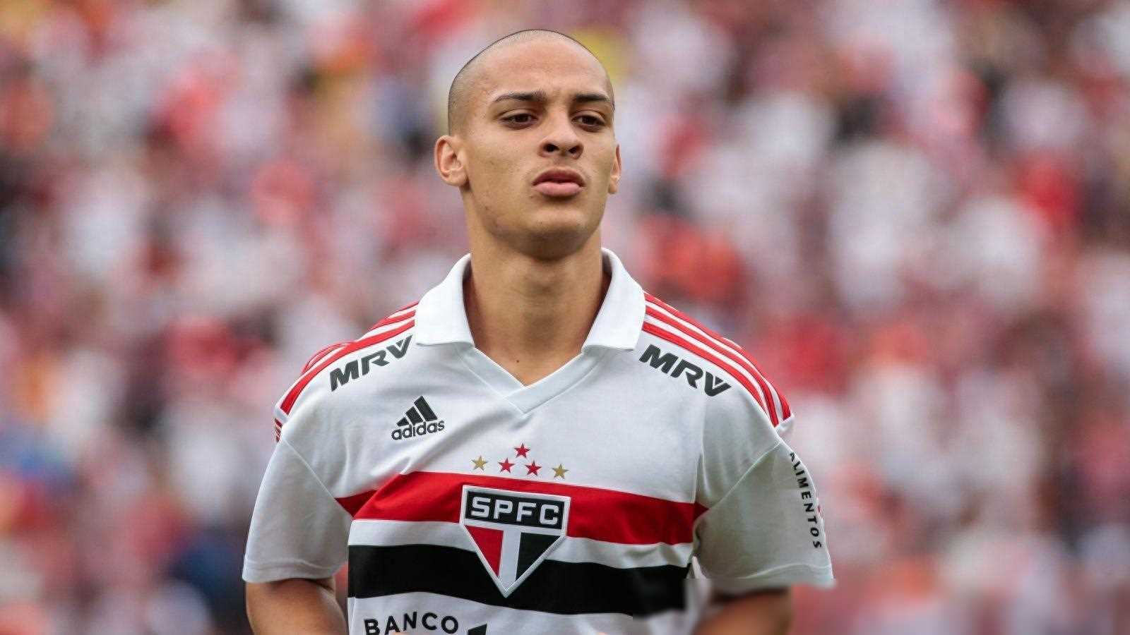 开云体育下载-包含阿贾克斯青训难以估量，欧冠红粉加油的词条