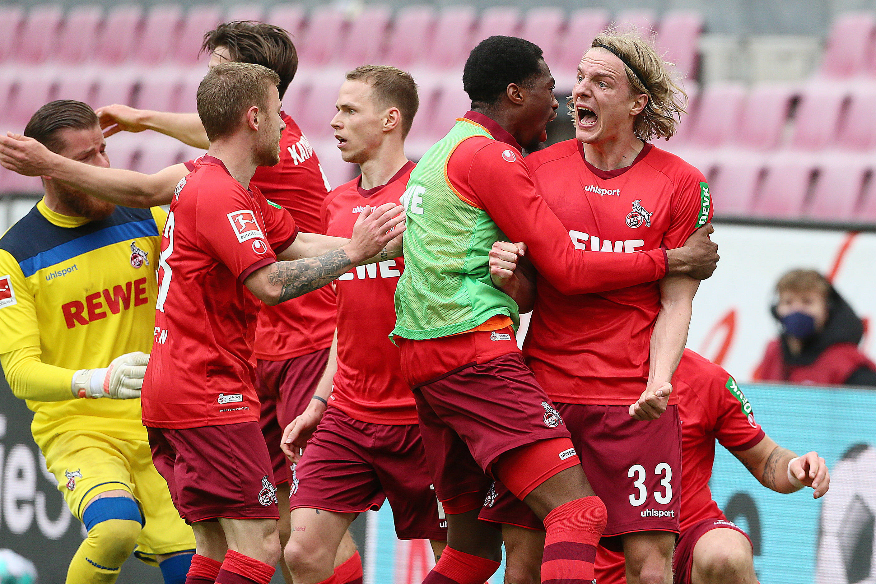 精彩绝伦的一场比赛引发球迷狂热