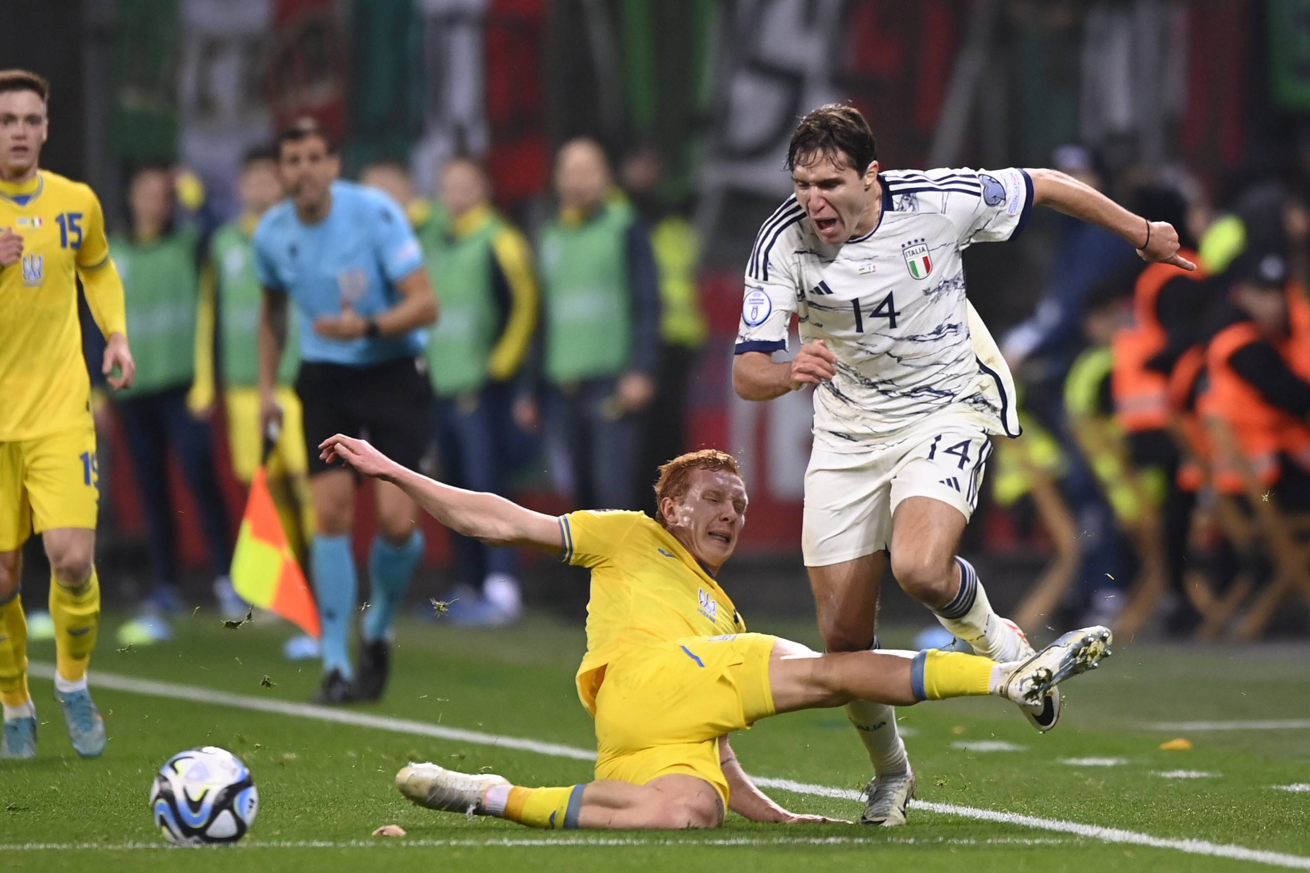 欧欧洲杯预选赛情势紧迫，强队实力展现无私的简单介绍