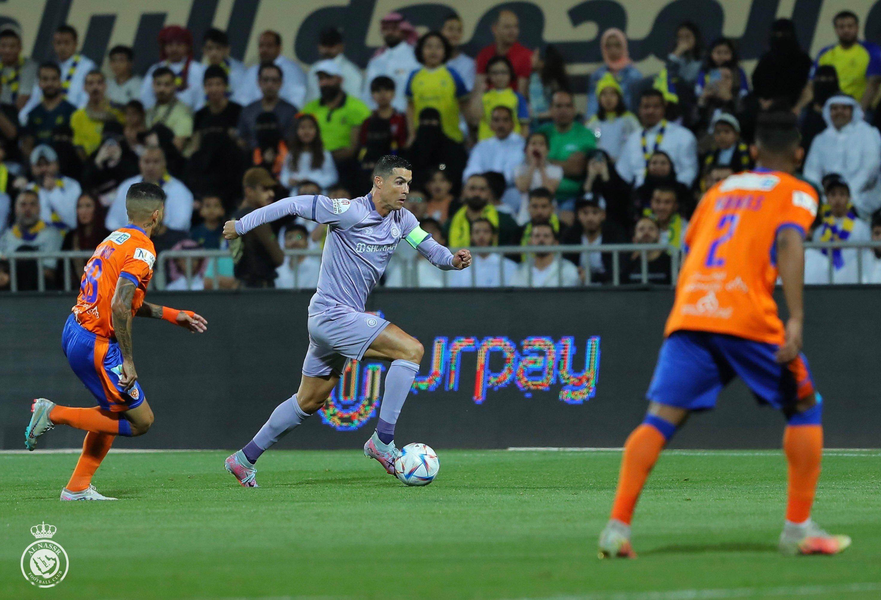 爱尔兰队笑到最后，成功取得进球胜利！