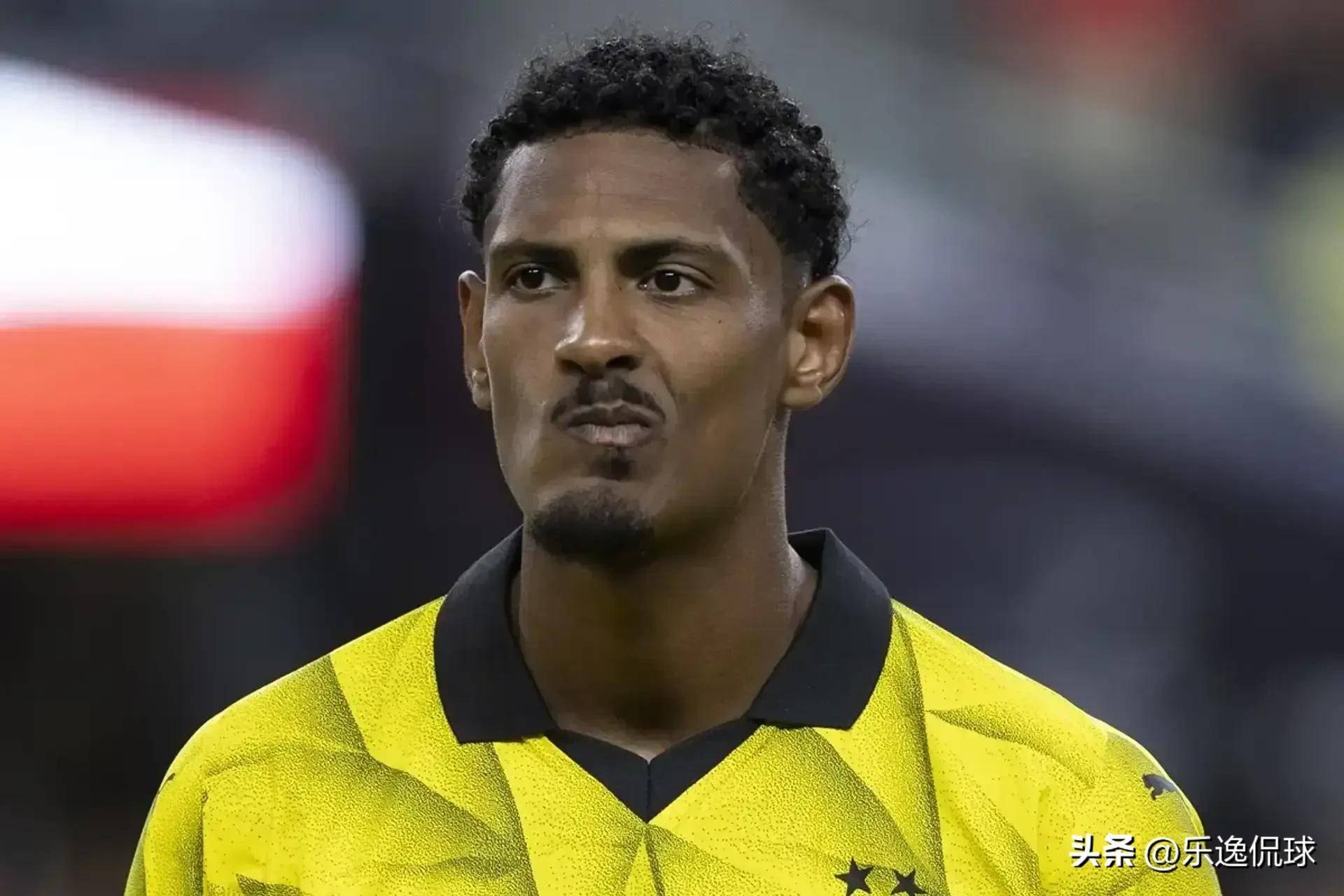 开云下载-法兰克福队员在场内大放异彩