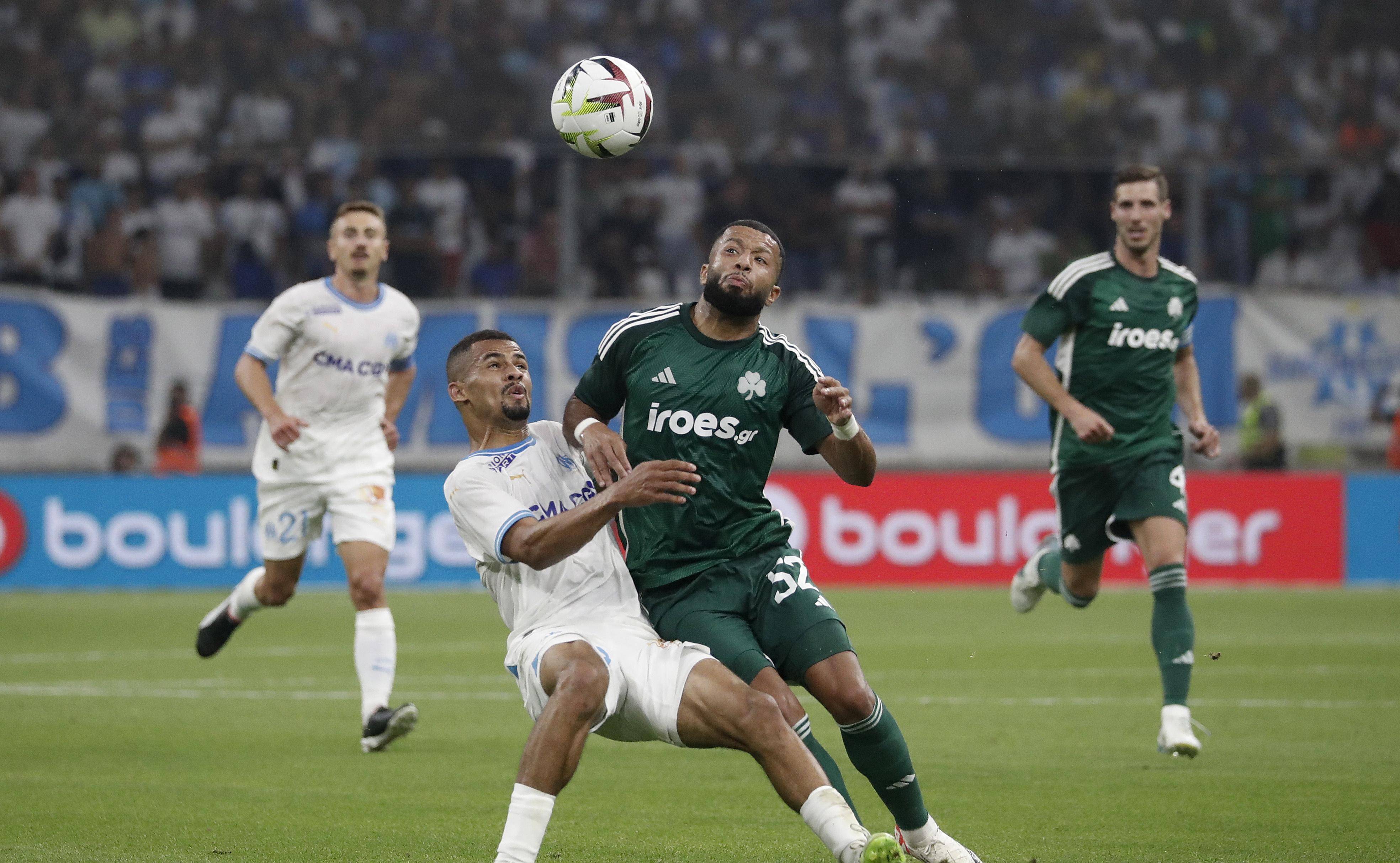 包含欧预赛强强对决，谁能笑到最后？的词条