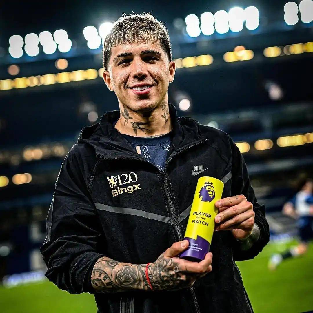 关键时刻闪耀光芒，球员展现实力