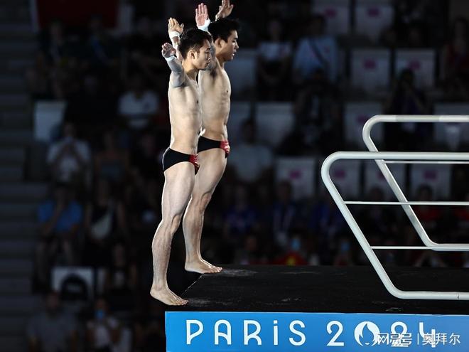 澳大利亚选手实现反超，赢得银牌