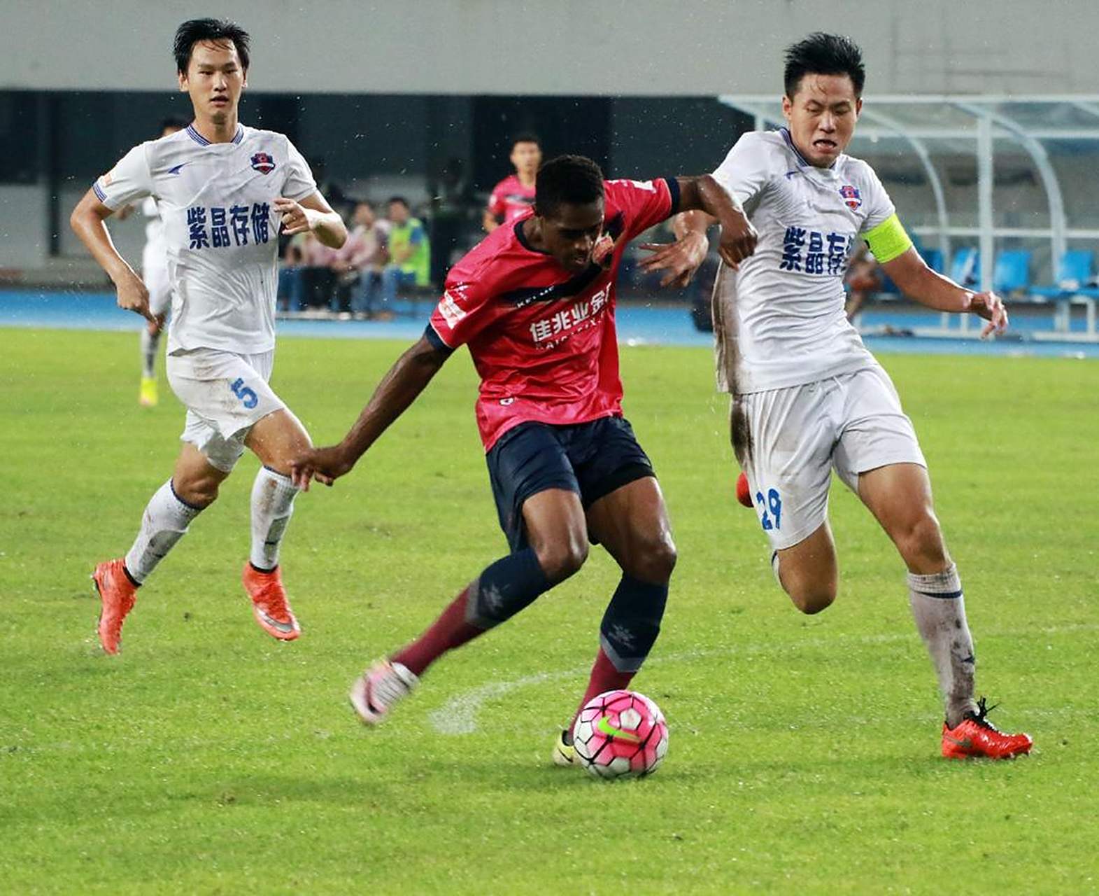 深圳佳兆业迎战劲旅，全力备战瞄准胜利