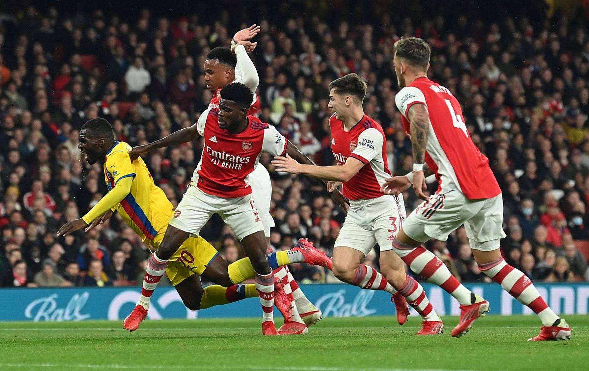 维拉在客场奉上胜利，球队整体表现有所提升