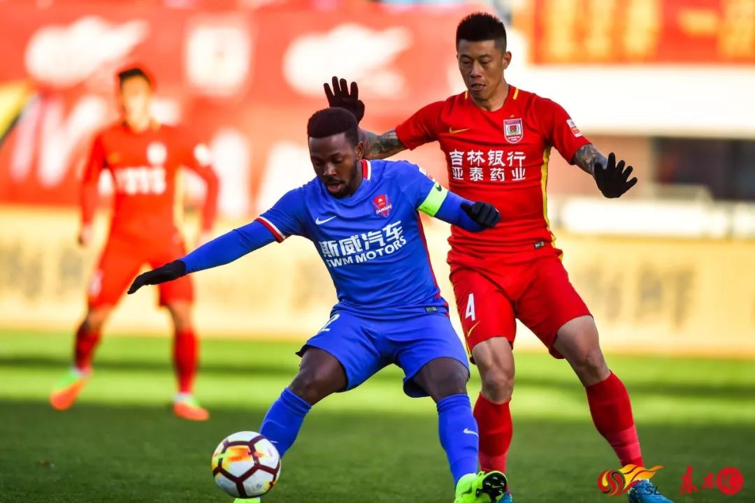 开云体育APP下载-包含重庆斯威队客场力克，登顶榜首的词条