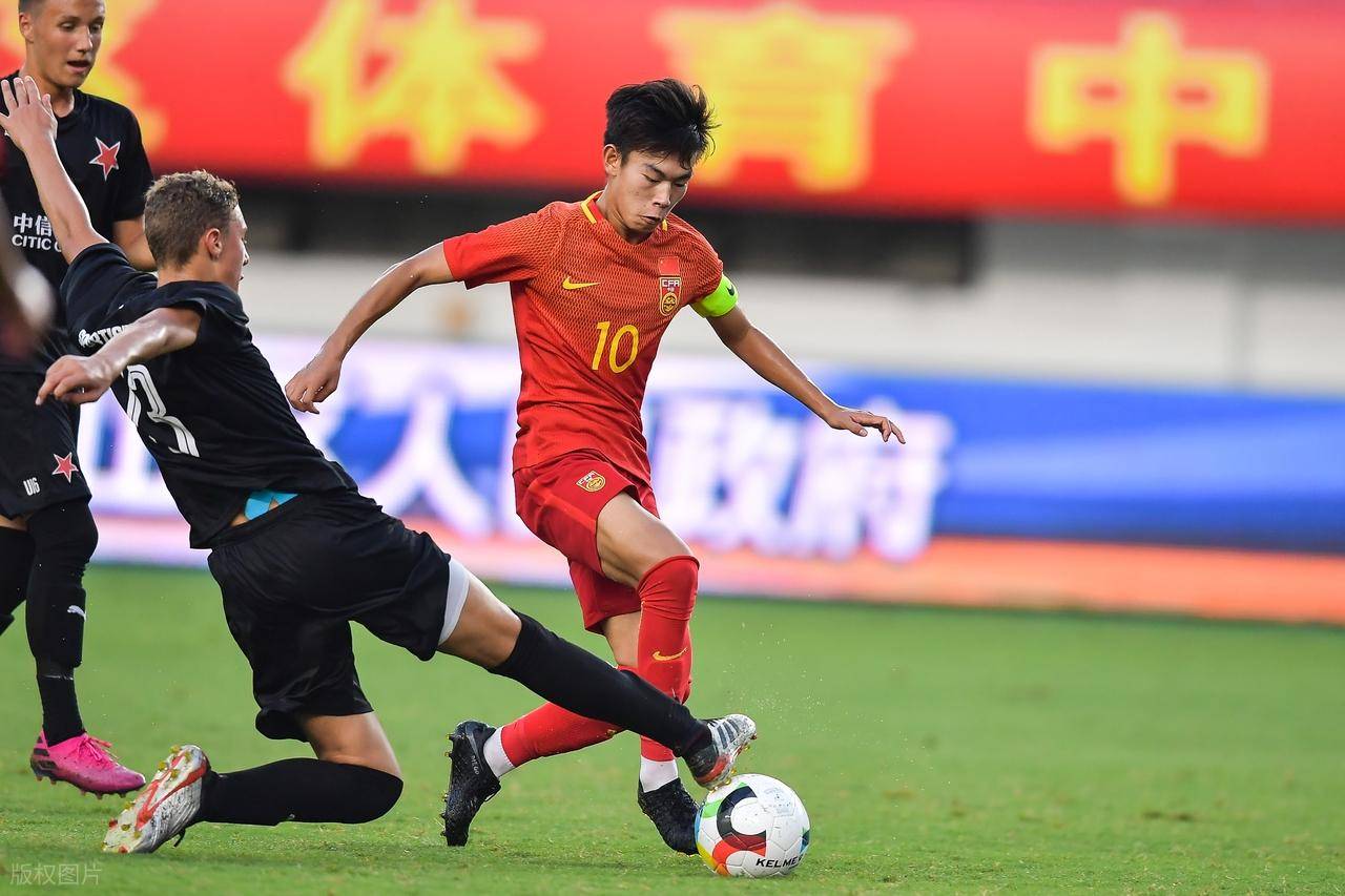 罗马主场告捷，球迷欢欣鼓舞