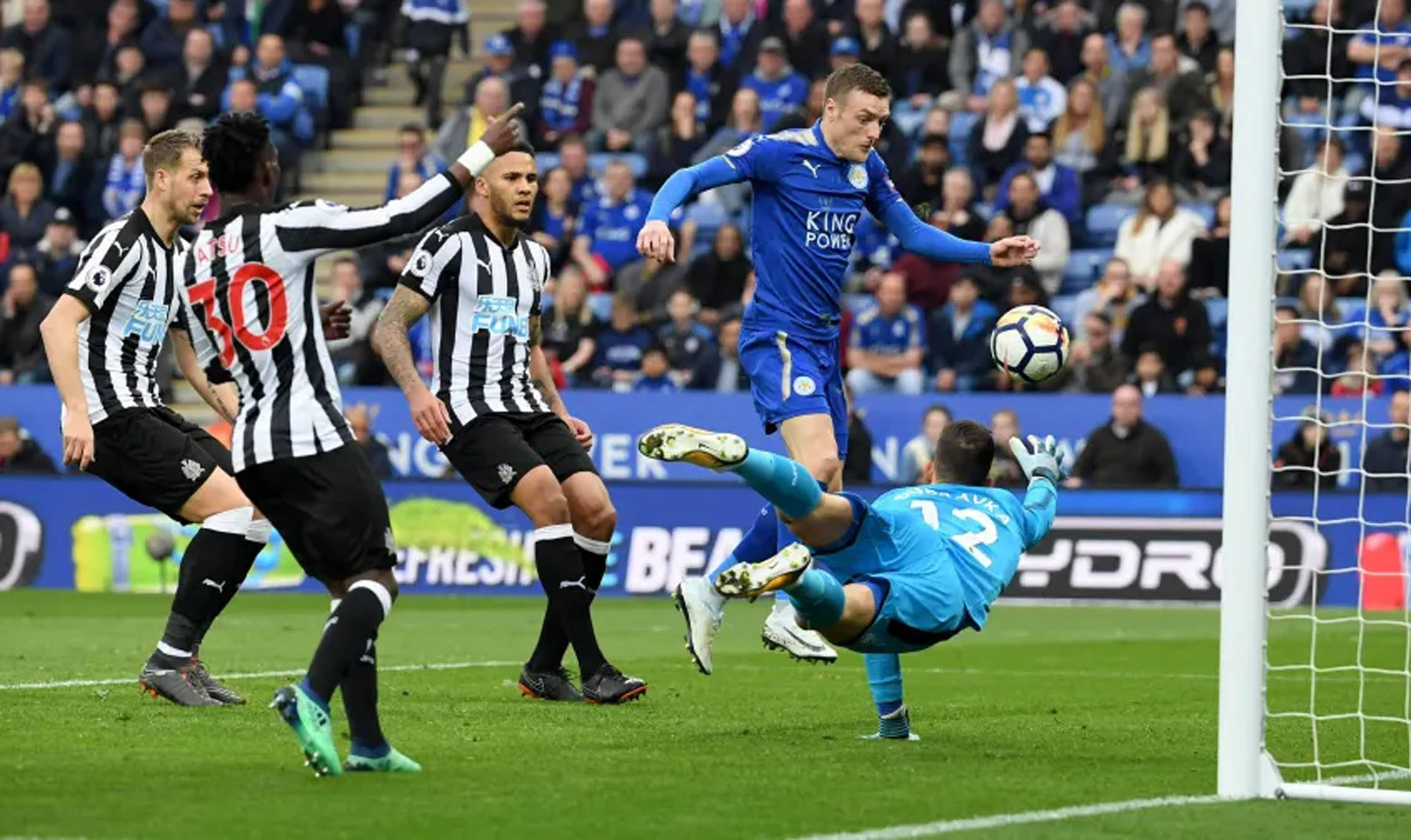 纽卡斯尔客场逼平，保持不败战绩