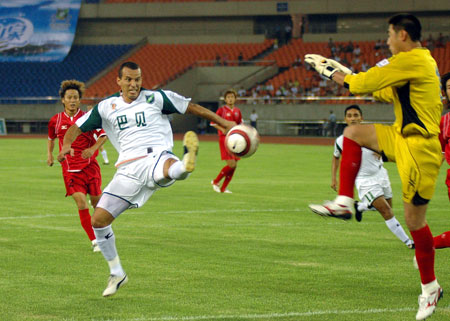 浙江绿城艰难取胜，球队积分逐渐攀升