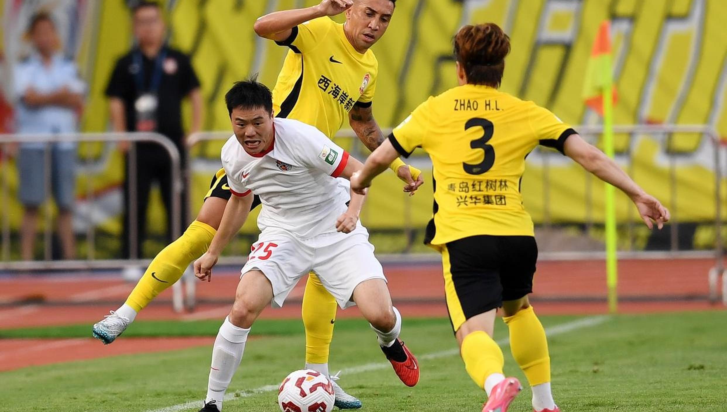 青岛队面对浙江队挑战，火药味十足的简单介绍