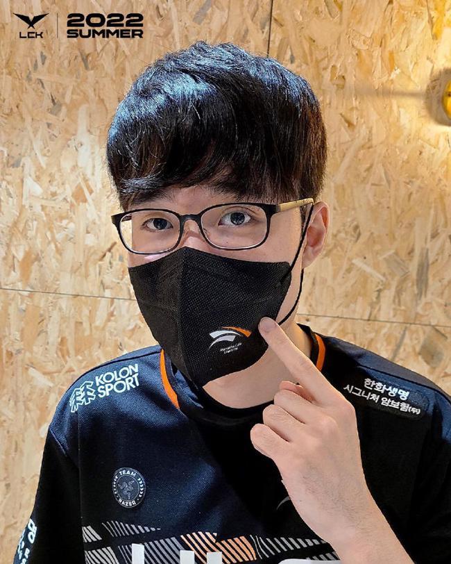 关于EDG力克DRX，ShowMaker操刀奇招英雄翻盘鏖战多局半决赛，点燃全场激情的信息