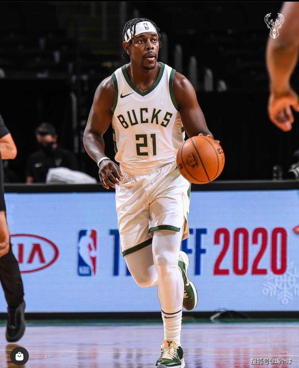 开云体育-雄鹿后卫刷新个人记录