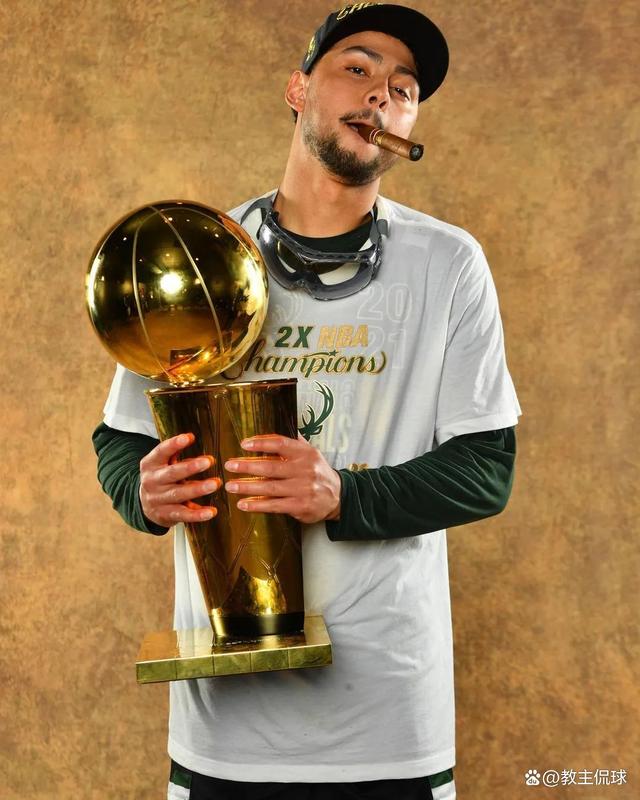 雄鹿后卫刷新个人记录