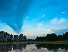 开云体育官方网站-场上风云变幻，劲旅热战引发疯狂尖叫