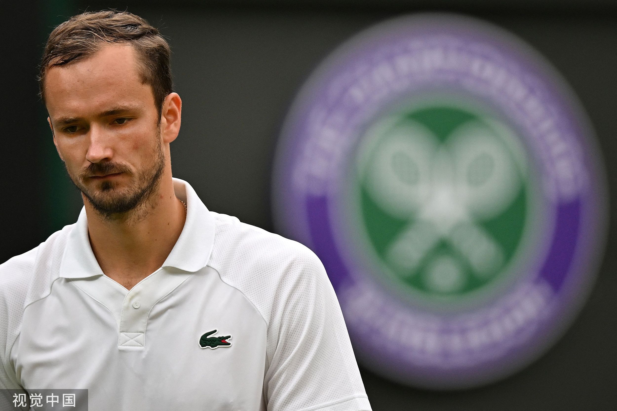 开云APP-温网完胜戴维斯杯，梅德韦杰夫点燃赛场
