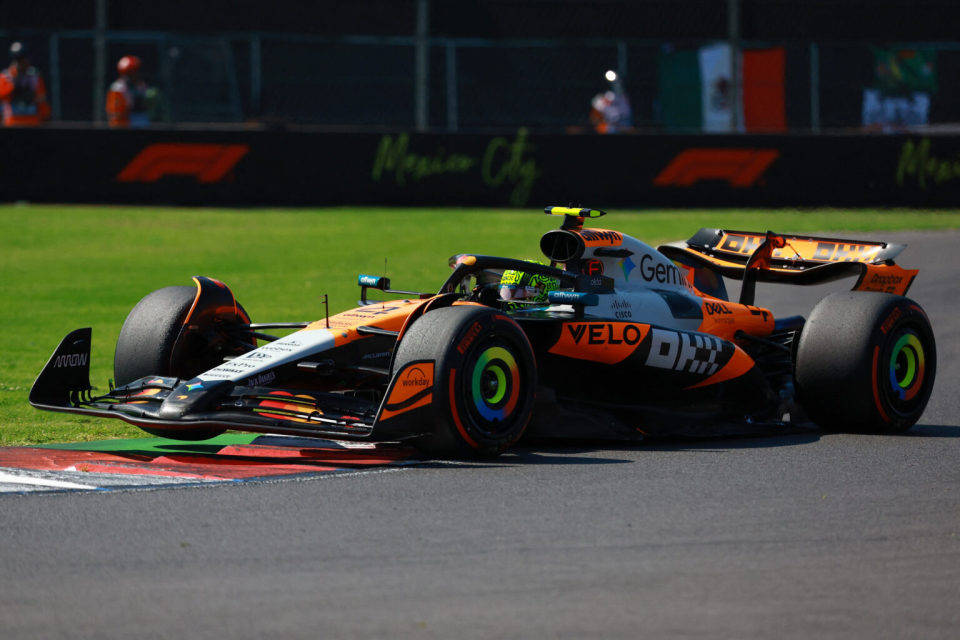 红牛二队完胜威廉姆斯，诺里斯点燃赛场