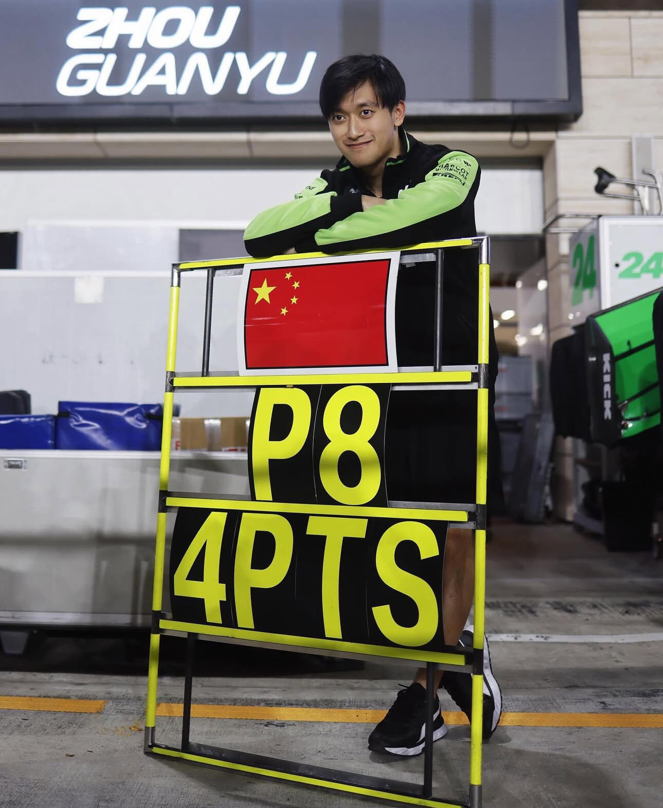 关于索伯车队力克雷诺车队，周冠宇状态火热的信息