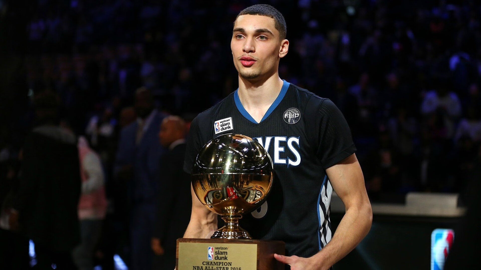 开云体育中国-篮球世界的世界杯焦点战，当尼克斯在麦迪逊稳稳拿下爵士